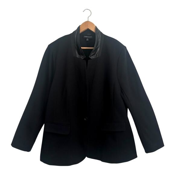 Lane Bryant Women's The Bryant Blazer Size 24 Black Ponte Knit Plus Size Career - Picture 8 of 8